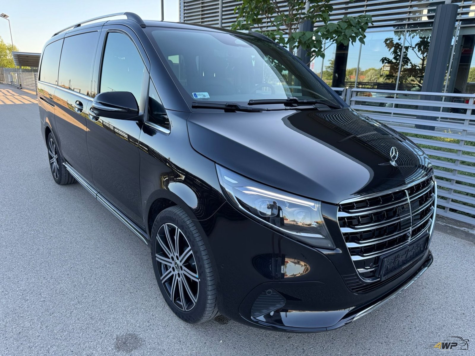 MERCEDES-BENZ V-OSZTÁLY V 300 BlueTec d Exclusive E (Automata) 4x4 (7 személyes )